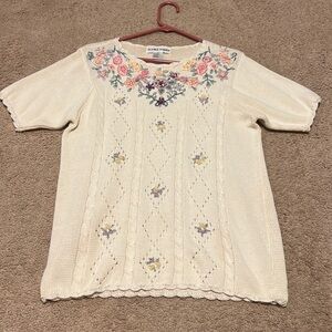 Alfred Dunner Embroidered Sweater. Size S*
